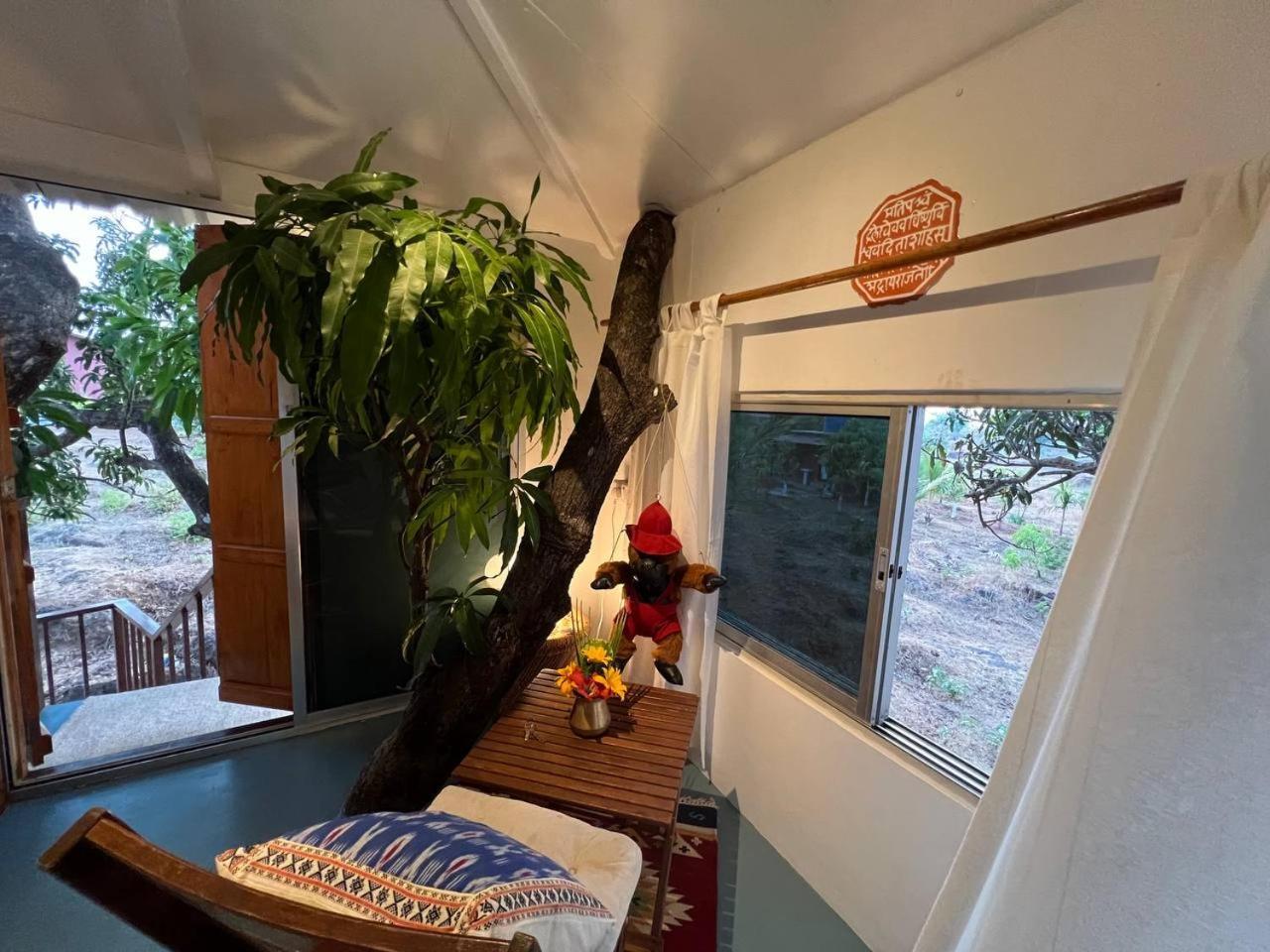 Narsinge Mars Jungle Adventure Stud Farm With Private Jacuzziヴィラ 部屋 写真